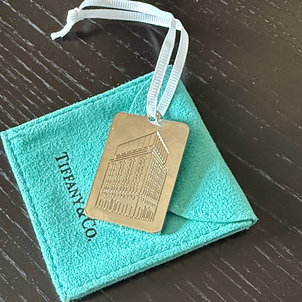 Tiffany & Co Landmark Store Tag
Charm Ornament NYC Main Store
